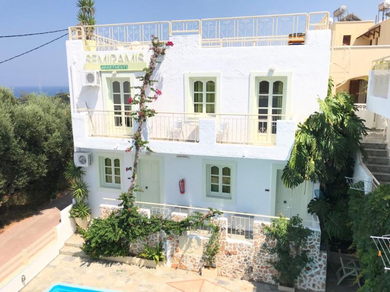 Aparthotel Piskopiano Studios 3*