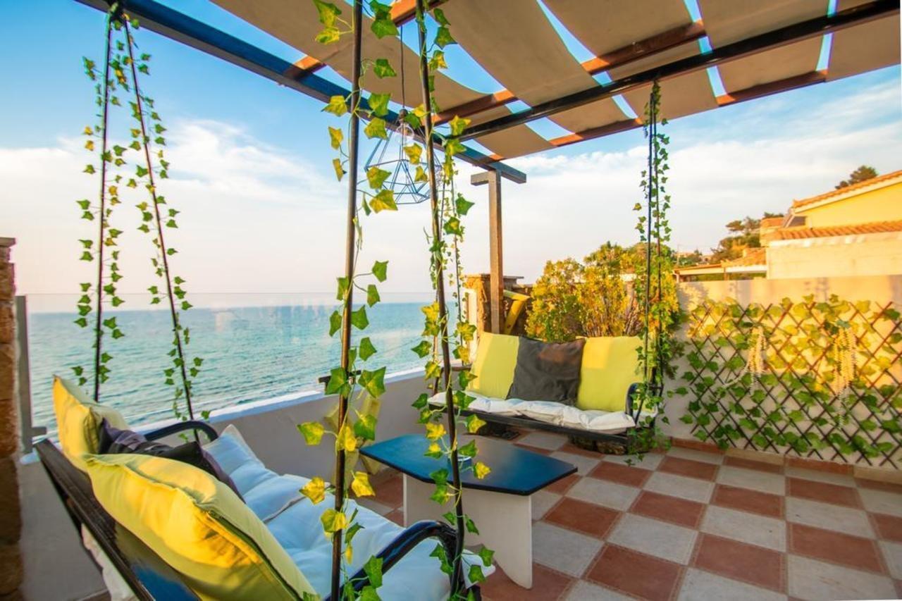 Agoulos Aparthotel