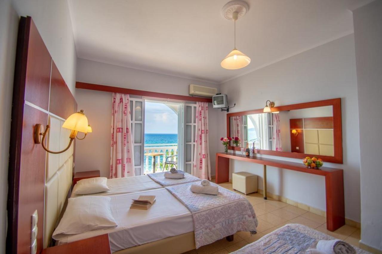 Agoulos Aparthotel Argassi