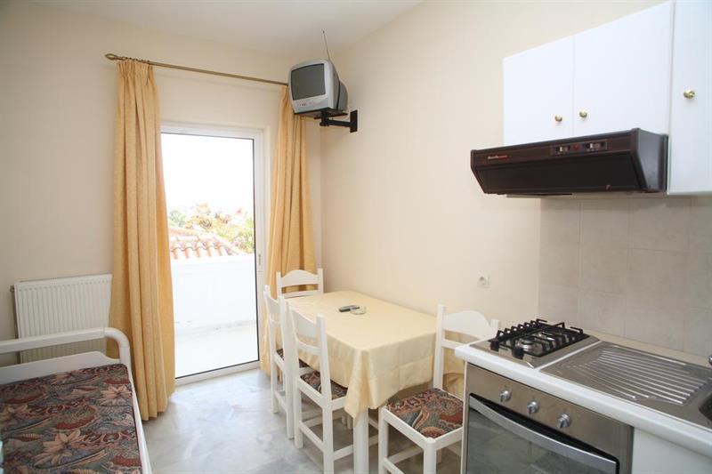 Aris Hotel 3*