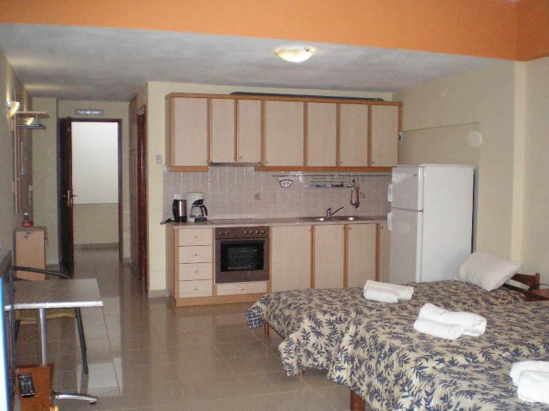 Aparthotel Apollon Plomari