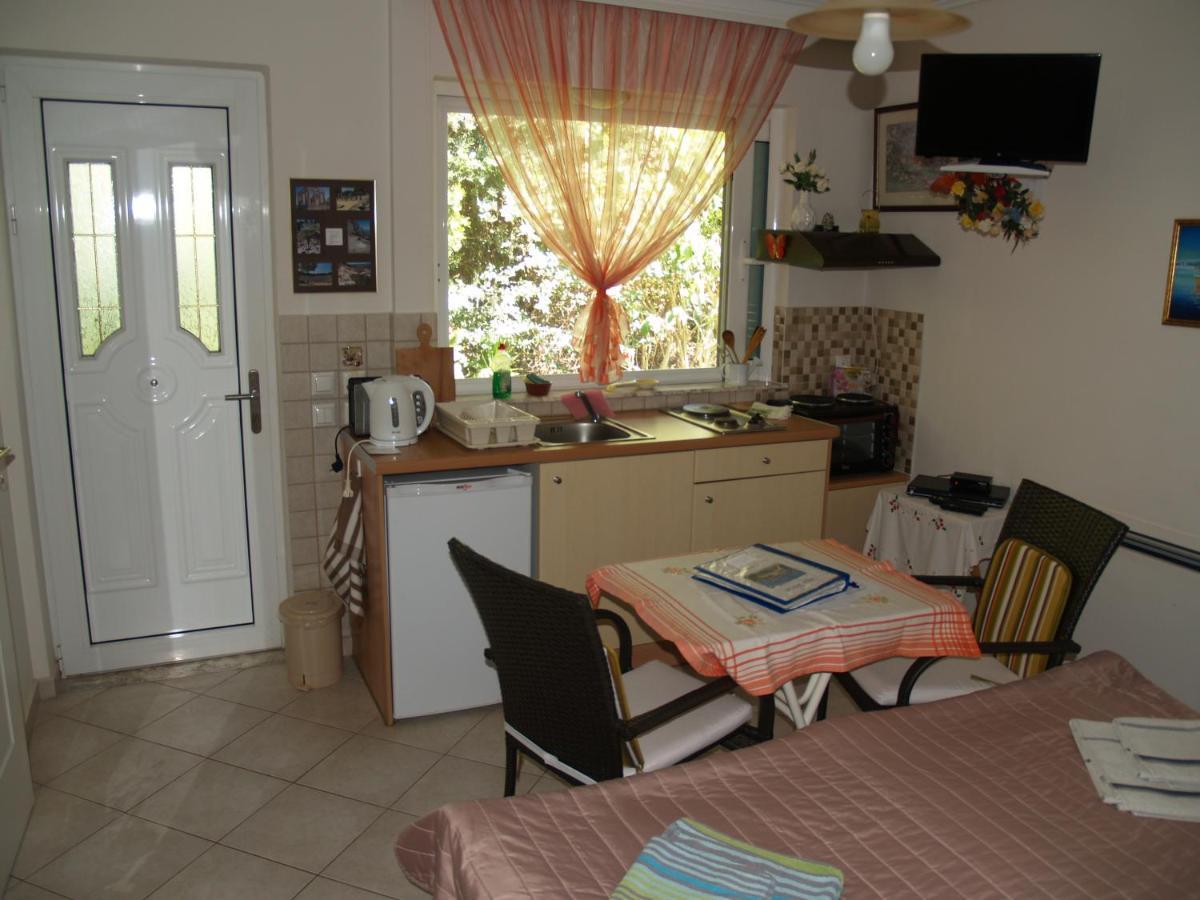 Apartment Verde Nea Makri