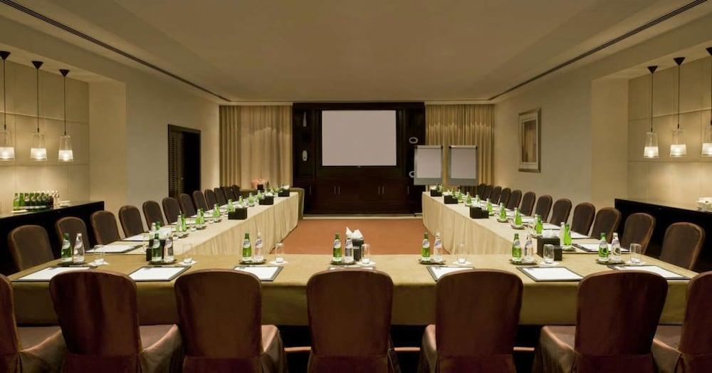 Mati Hotel 4*