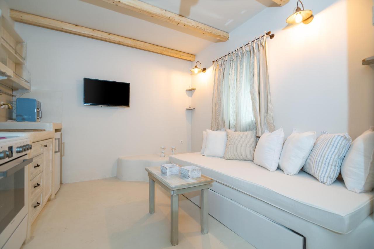 Iris Aparthotel