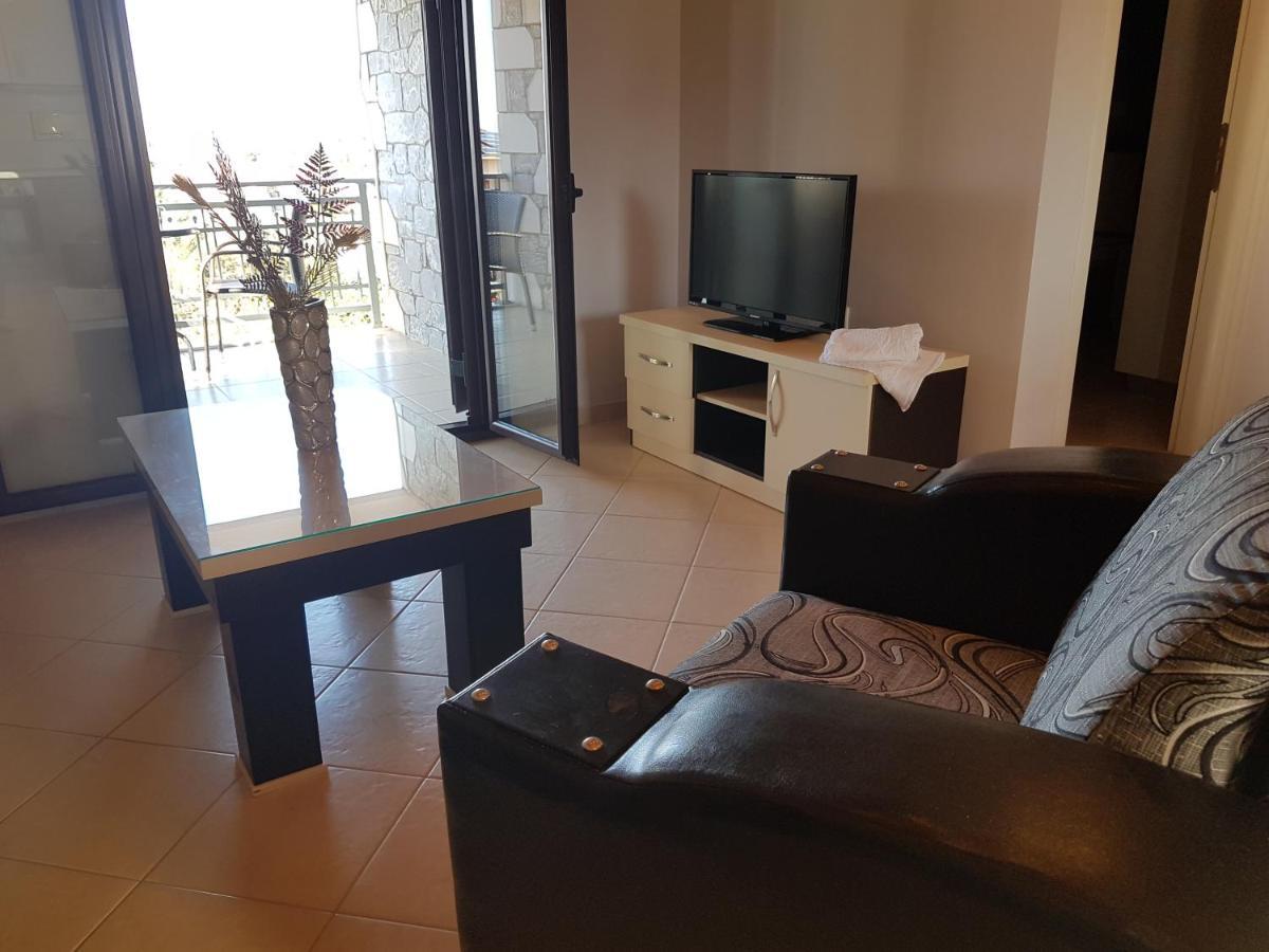 Orestis Apartment Stoupa