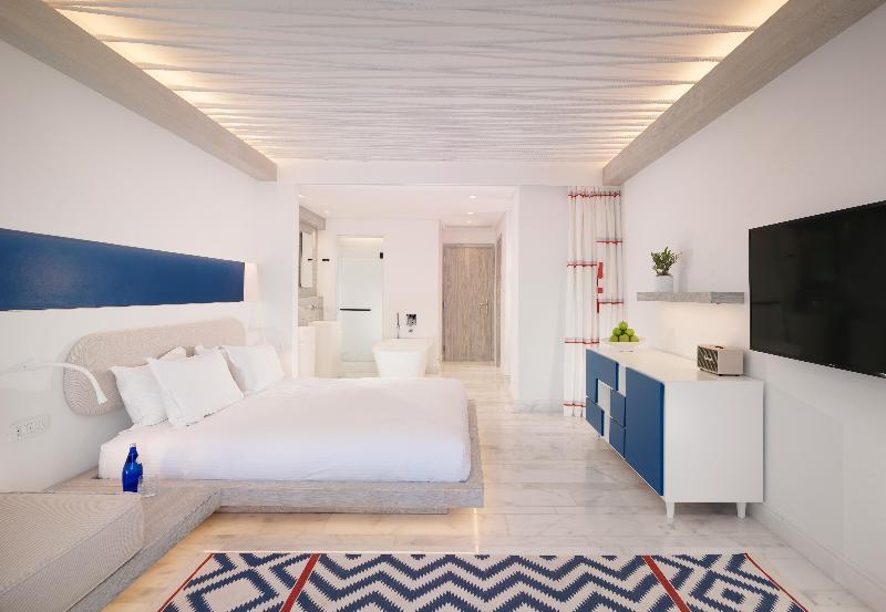 Mykonos Riviera & 5*