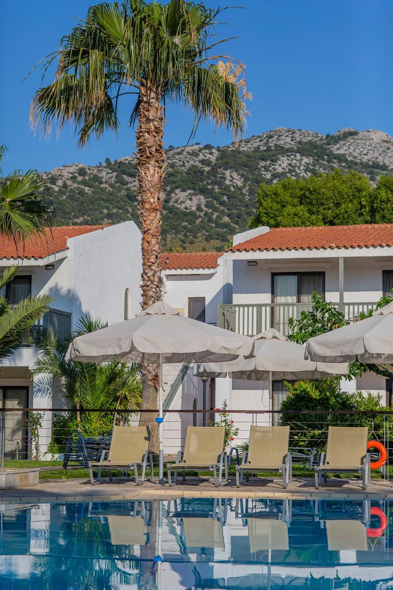 Golden Coast & Hotel 4*