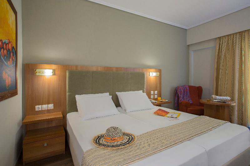 Golden Coast & 4* Marathon (Attica)