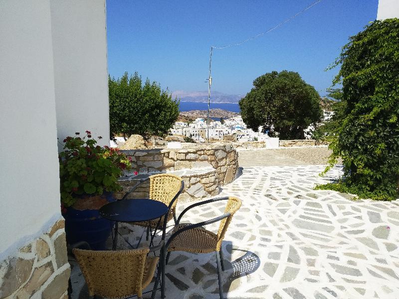 Skala Sunset And 3* Chora (Ios)