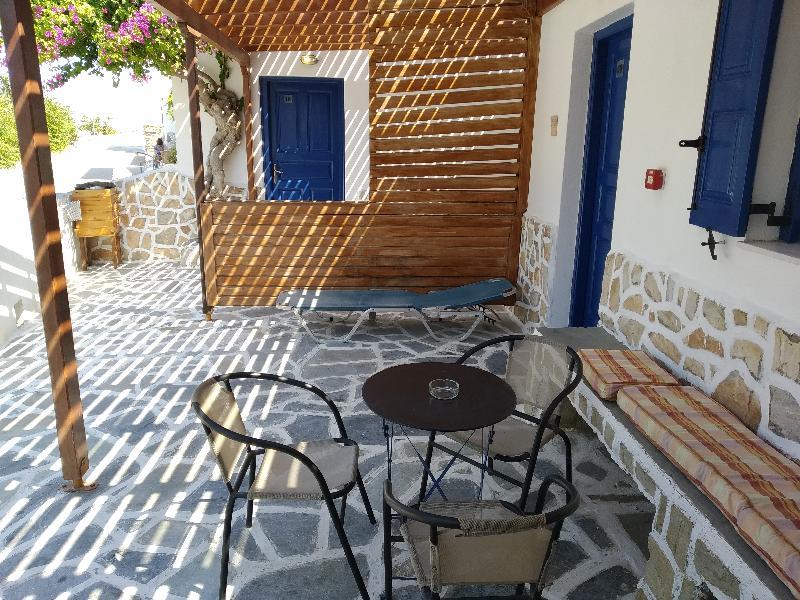 Skala Sunset And 3* Chora (Ios)