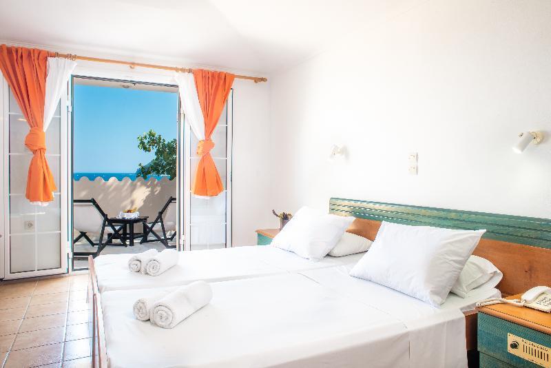 Gloria Maris (adults Only) 4*