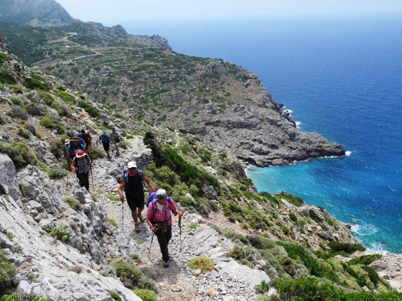Dorana & Trekking 2* Diafani