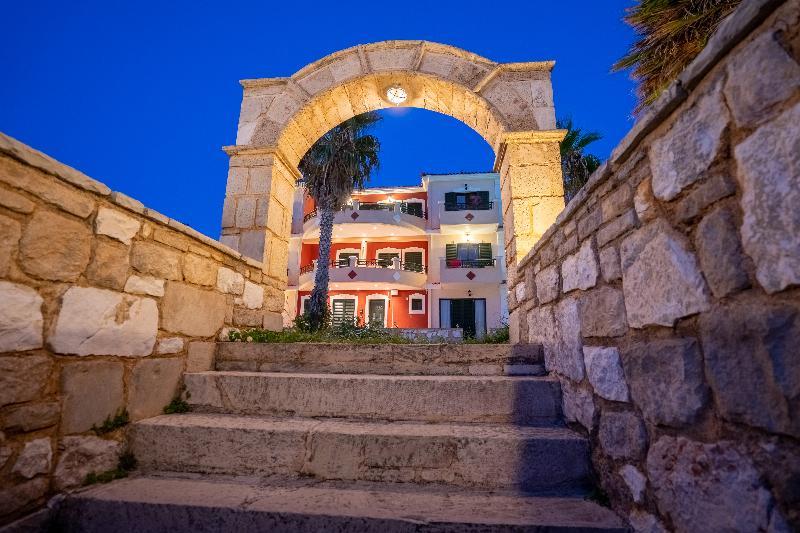 Niforos Panorama Hotel *
