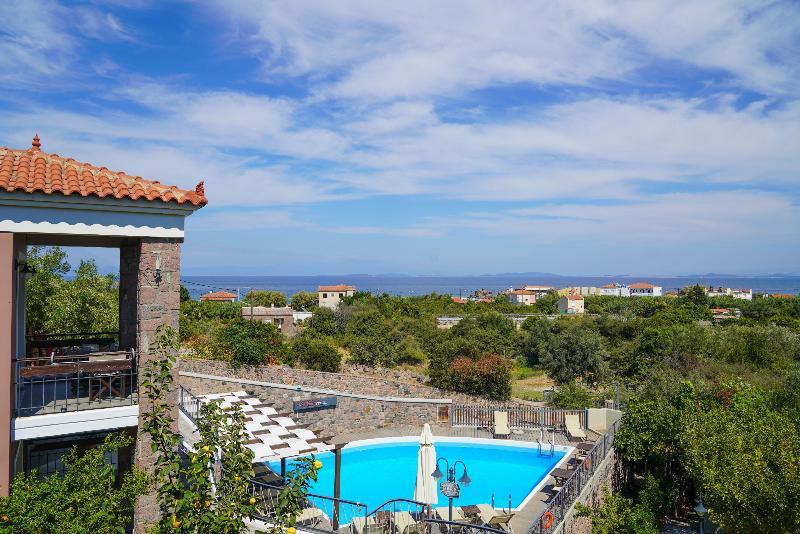 Erodios Sea View Residences Hotel