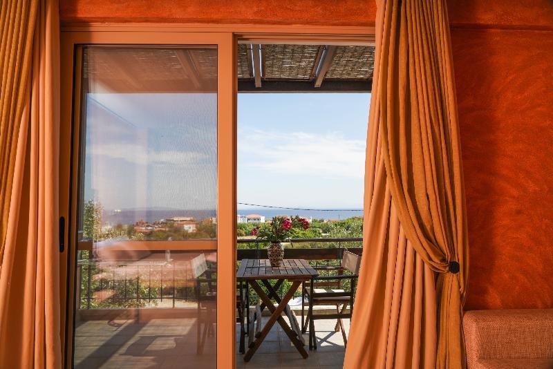Hotel Erodios Sea View Residences