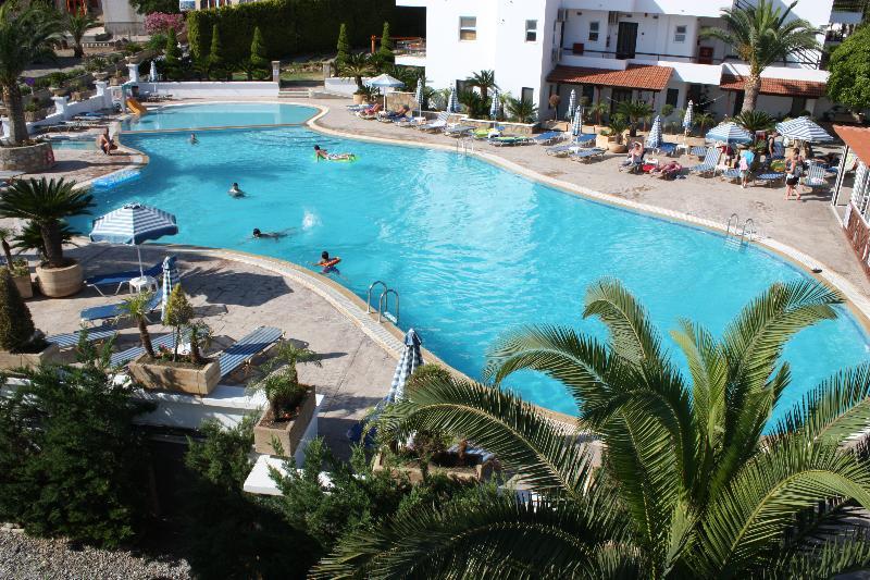Coliseum & Hotel Pefki (Rhodes)