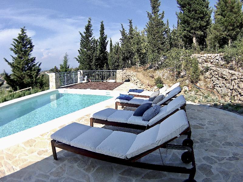 Boo Premium Living Villa Tsoukaladhes