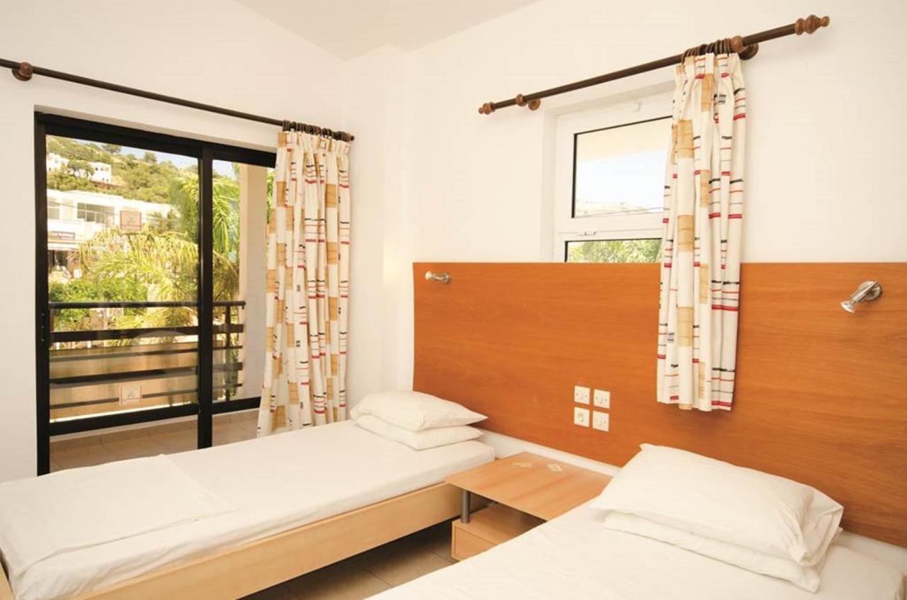Coliseum & Hotel 3*