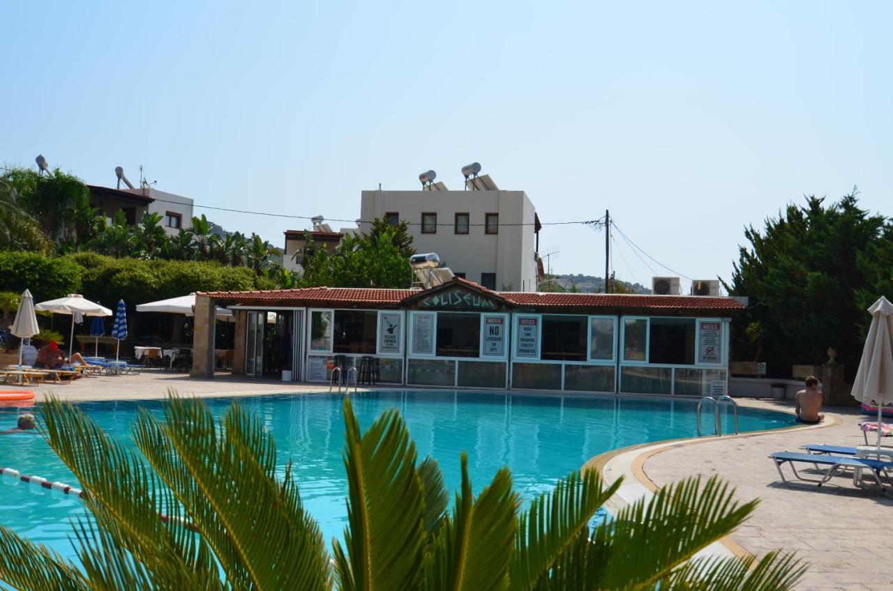 Hotel Coliseum &