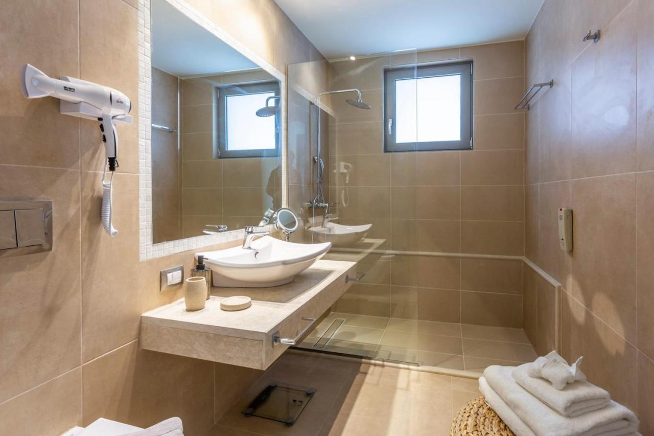 Elysian Luxury And Hotel