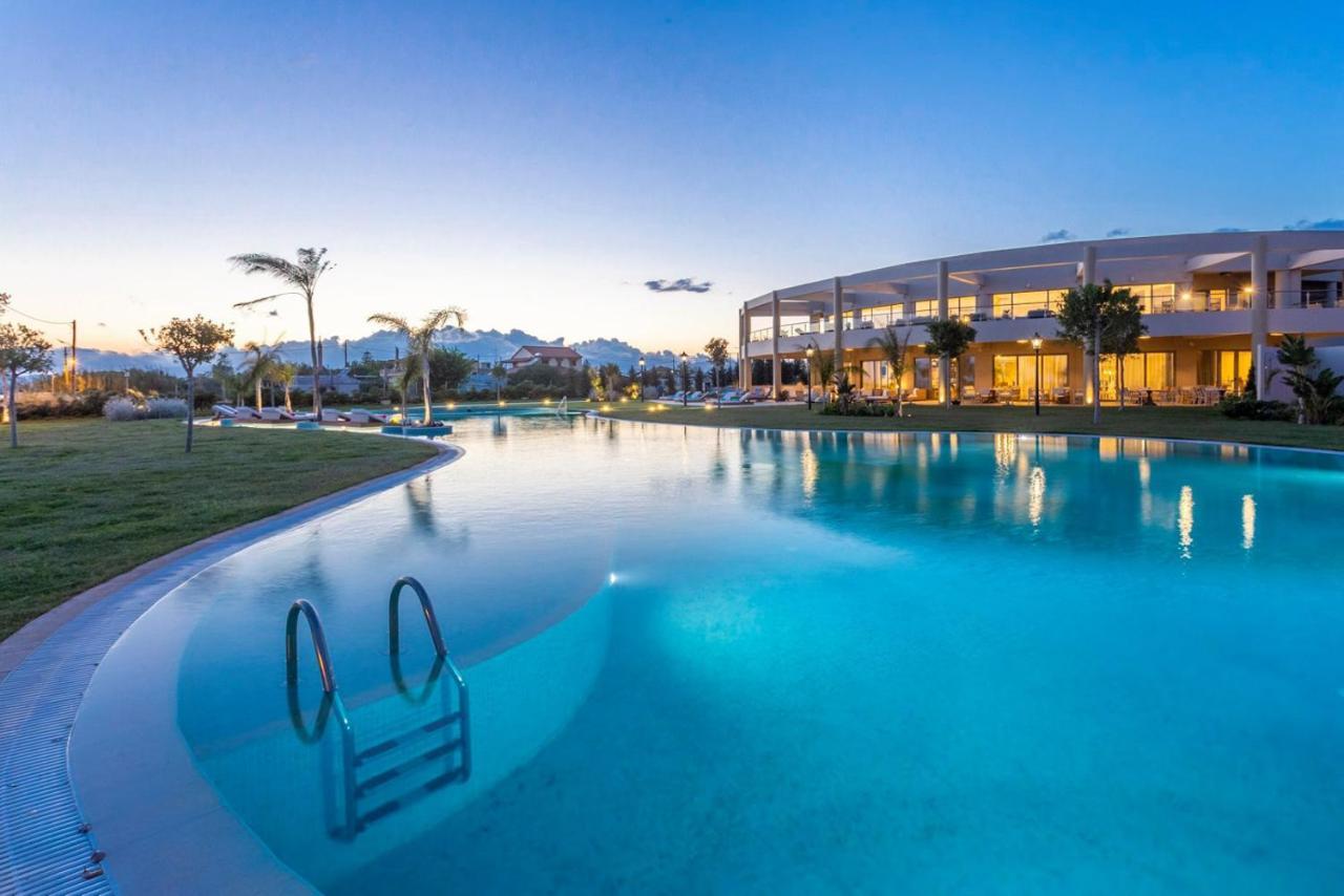 Elysian Luxury And Kalamata
