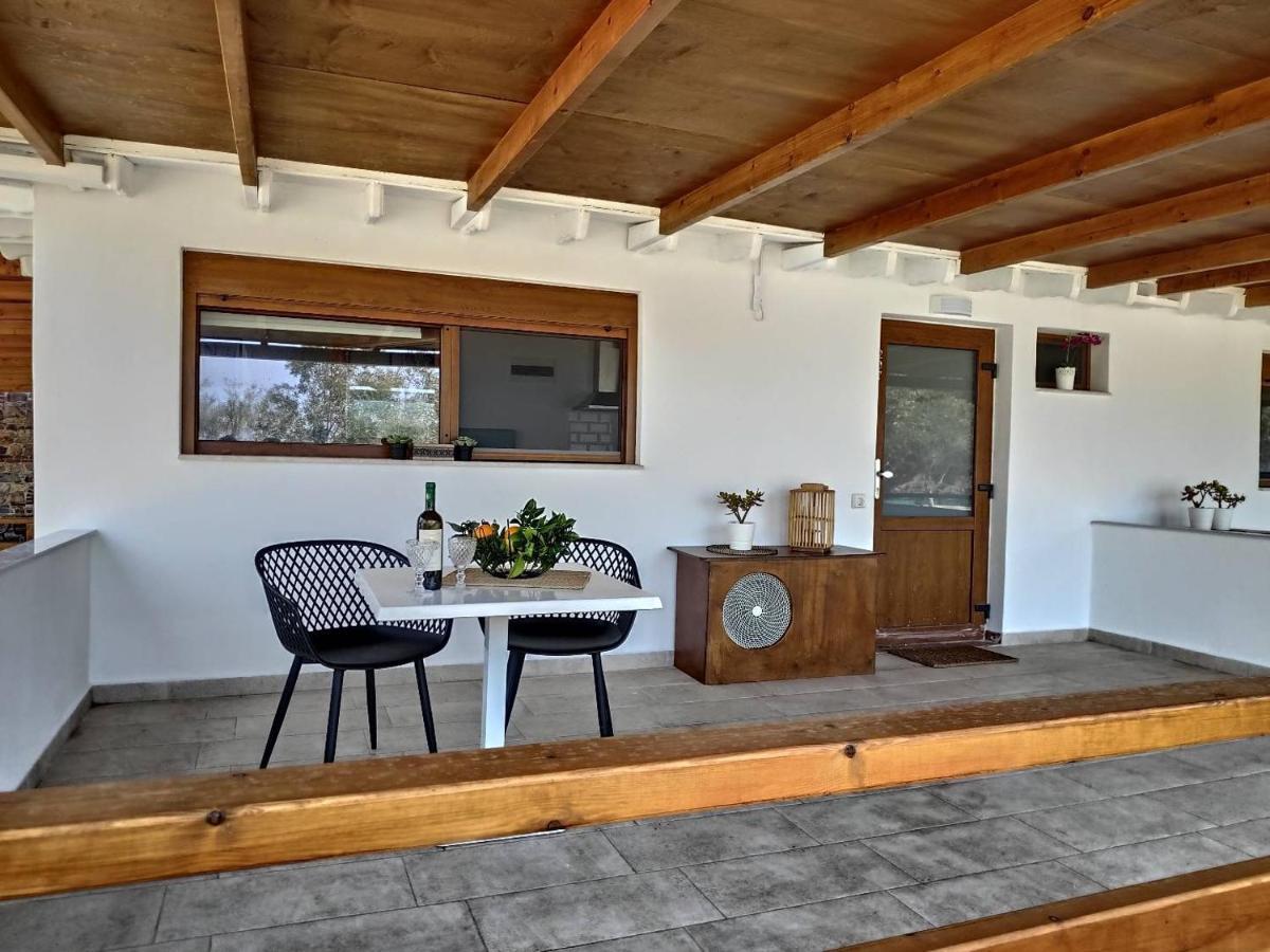 Aparthotel Komitsa Luxury
