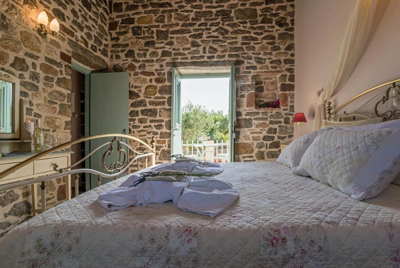Palaeopoli Guest house