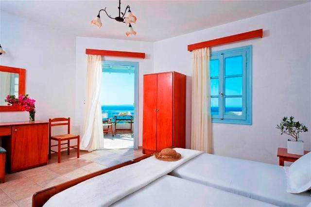 Pirgos Stelida Hotel 2*