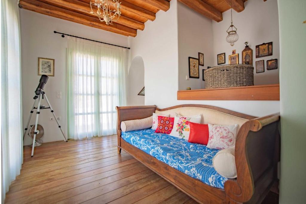 To Armiro Boutique Plaka (Naxos)