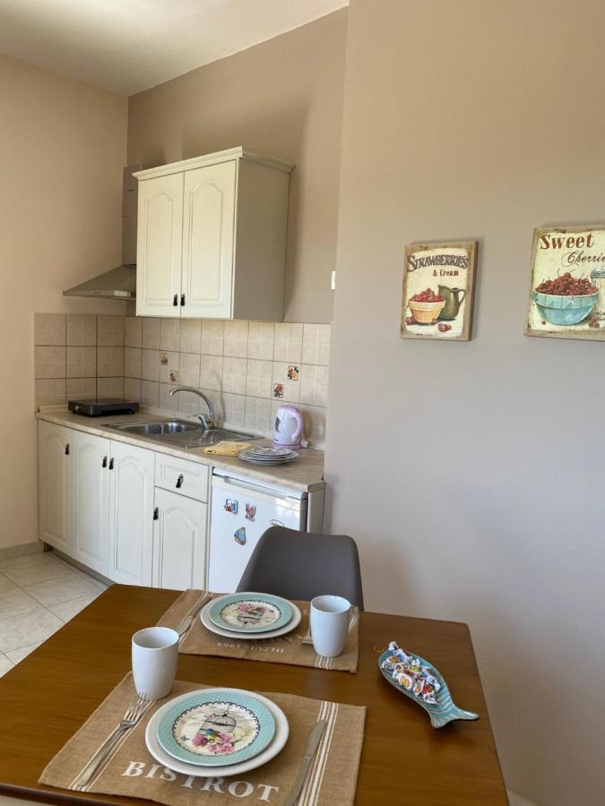 Apartment Megali Nikos *