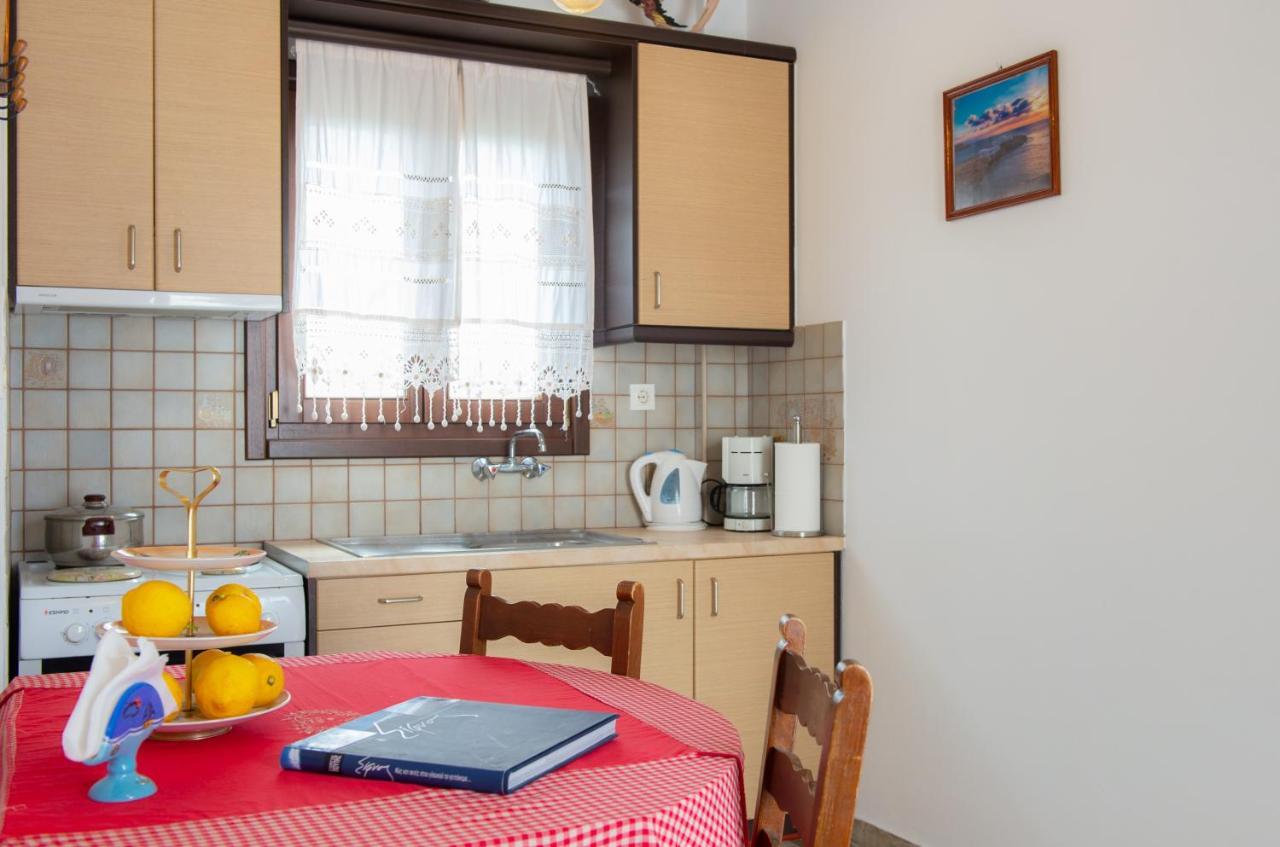 Afroditi Apartment *
