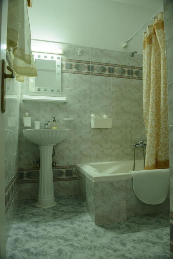 Two Spaces Romantic Honeymoon With Amazing Seaview Sunset Myrties