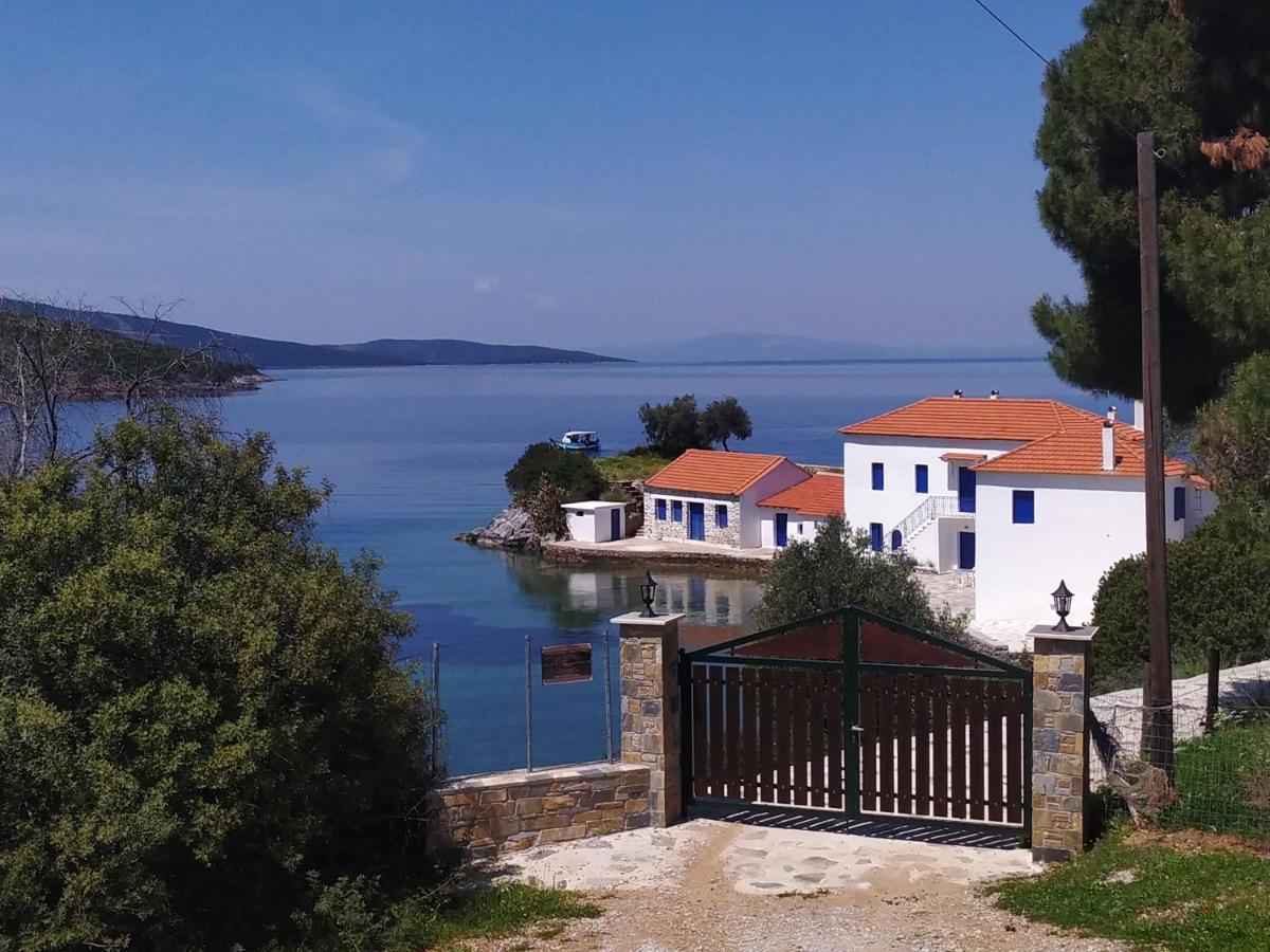 Athina-milina Inn *