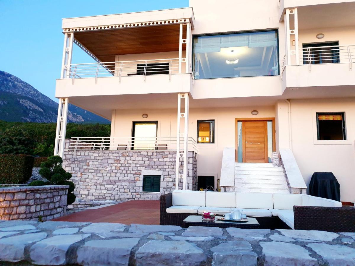 Elaianthos *