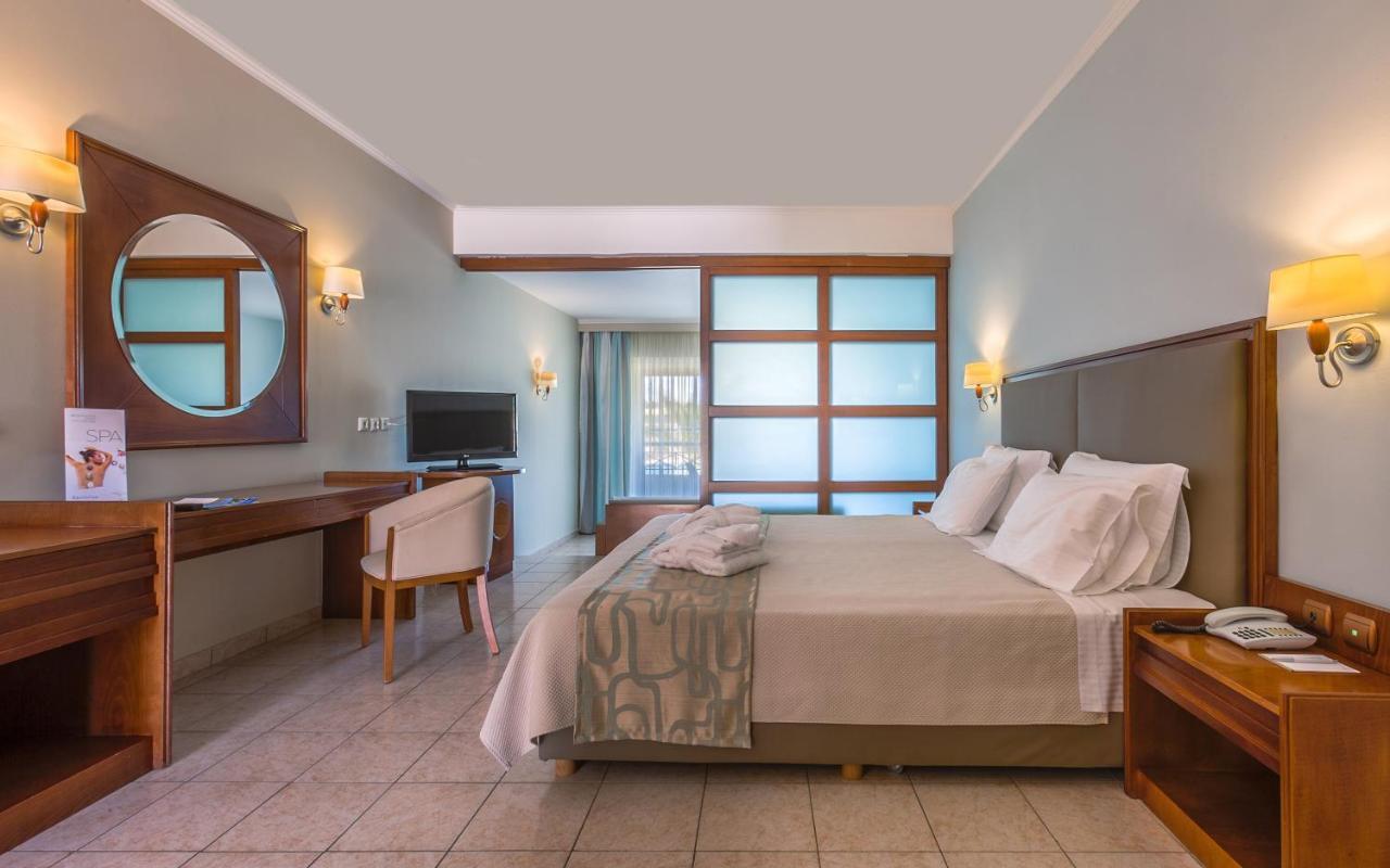 Hotel Kipriotis Maris 5*