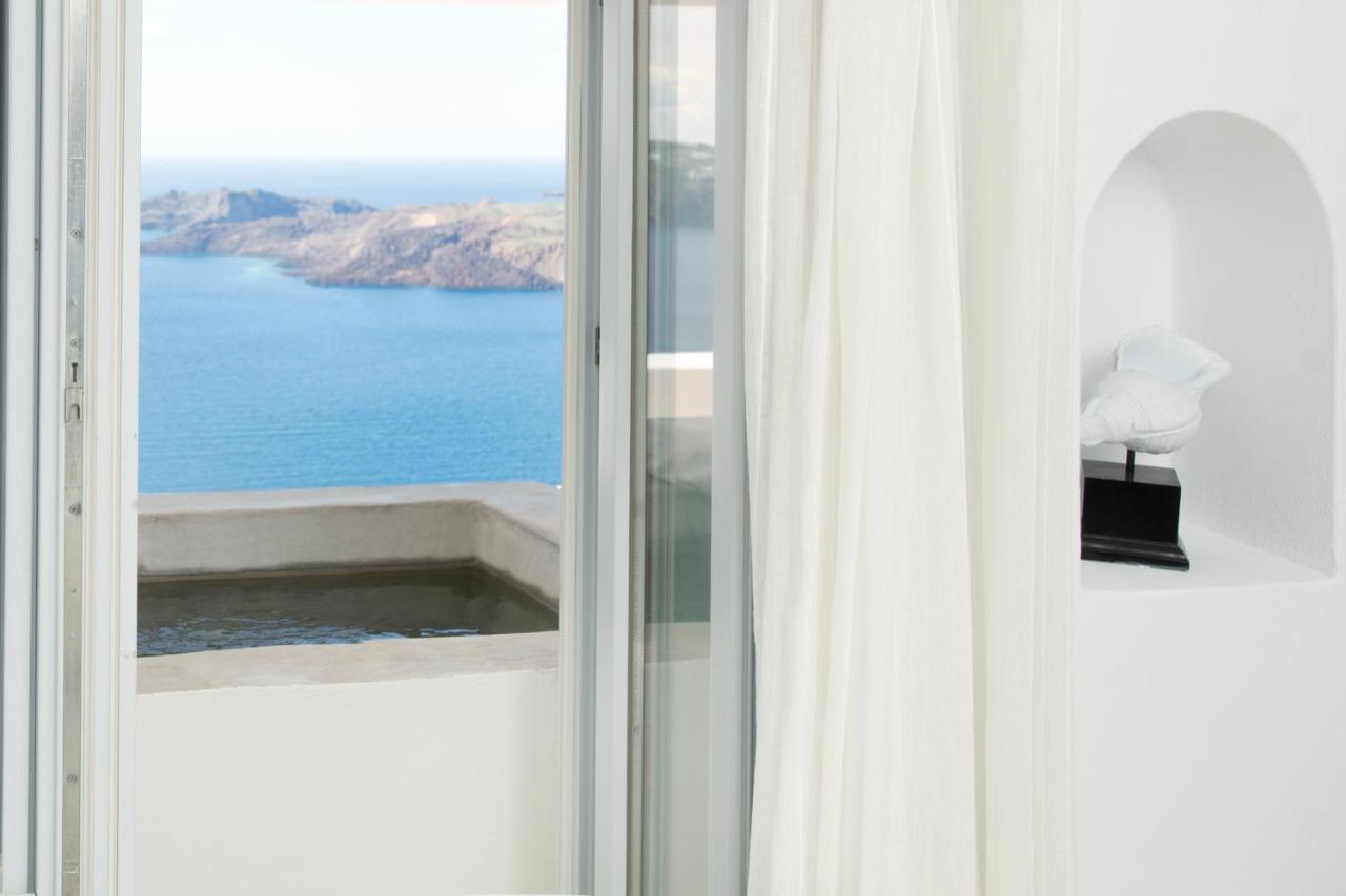 Hotel Lilium Santorini 5*