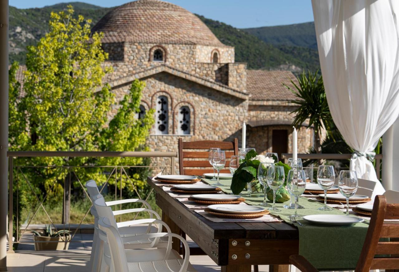Villa Luminous