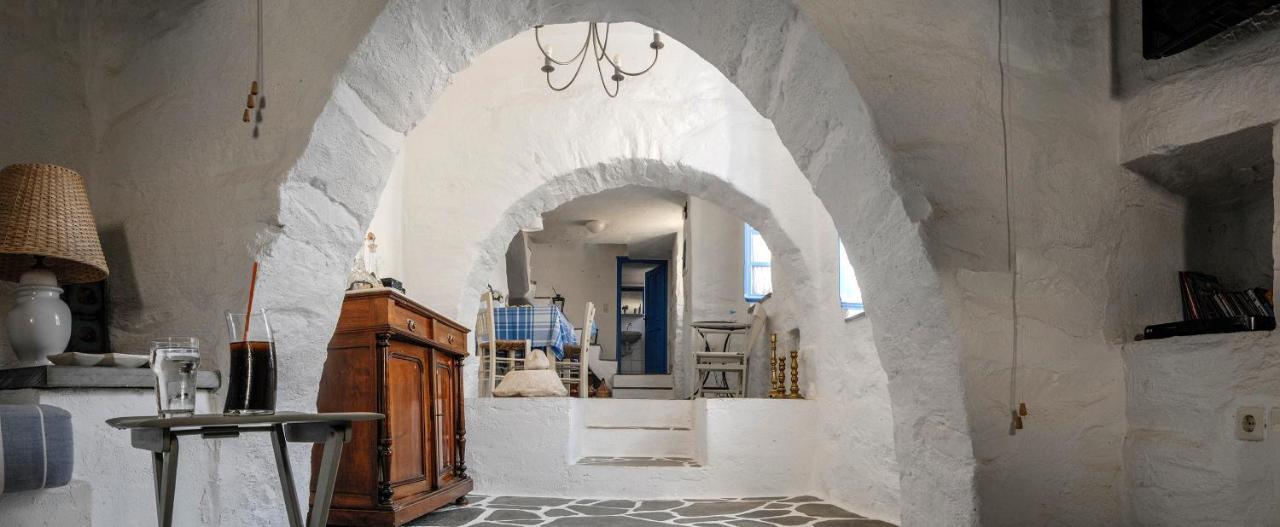 Exquisite Estate, Serene Environment Lefkes (Paros)