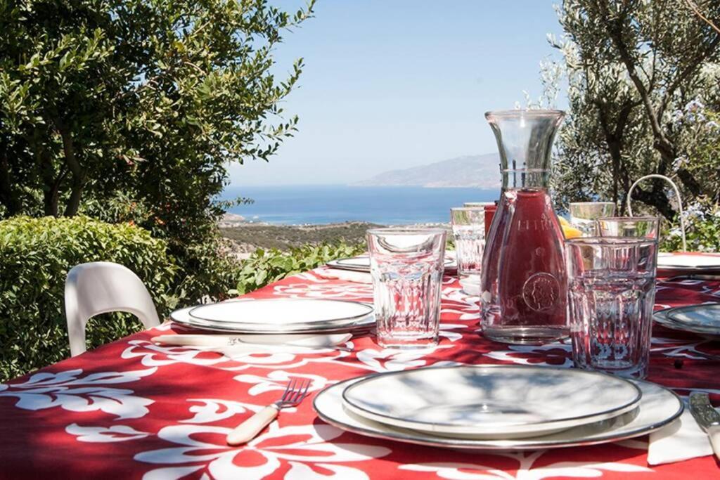 Exquisite Estate, Serene Environment * Lefkes (Paros)