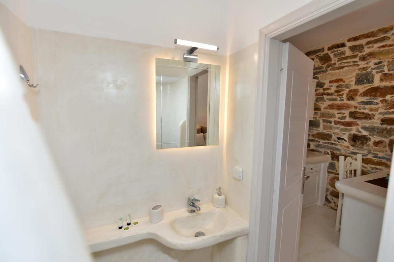Peristerionas Apartment Tinos