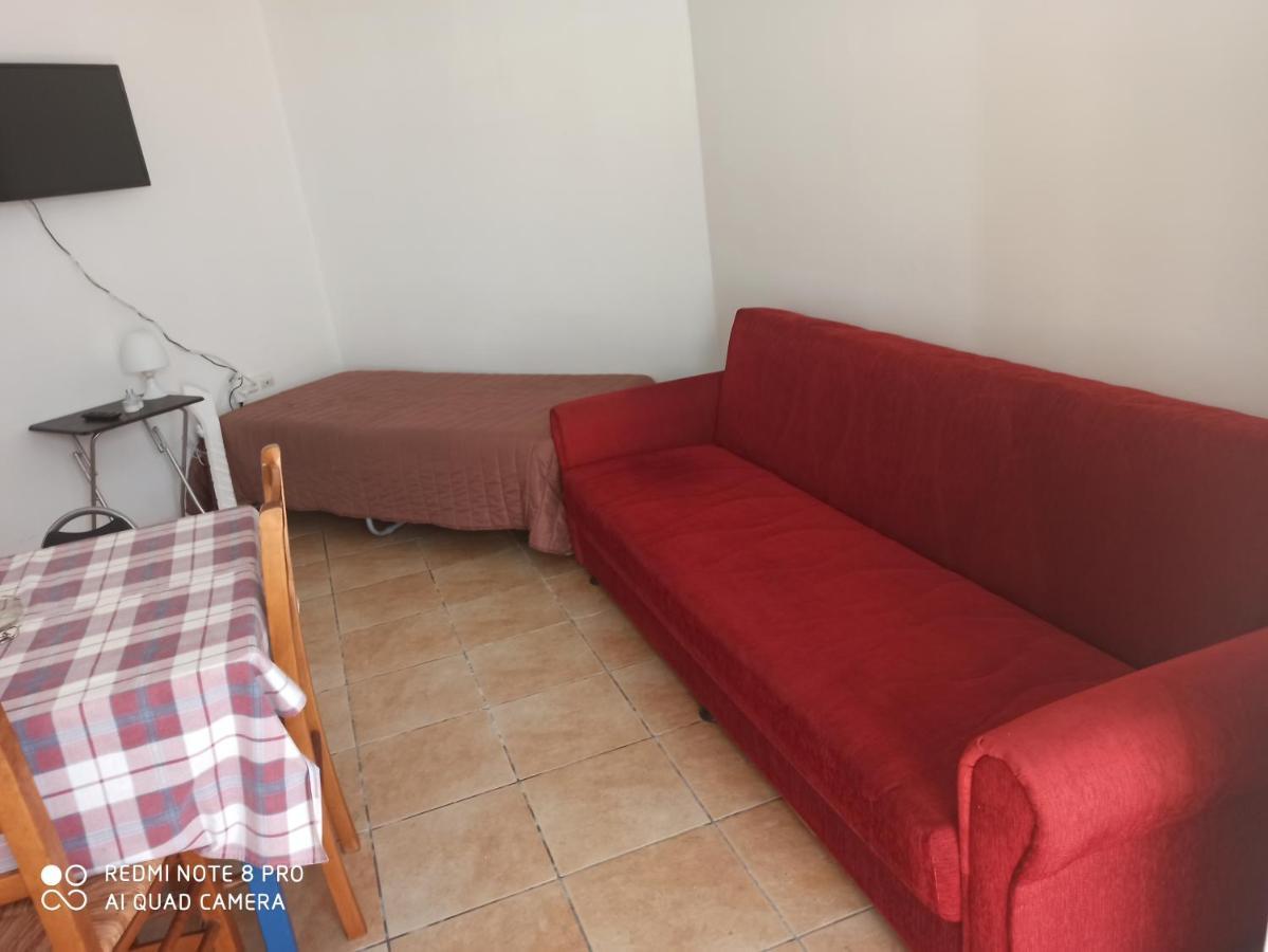 Akti Miaouli Apartment Vari (Syros)