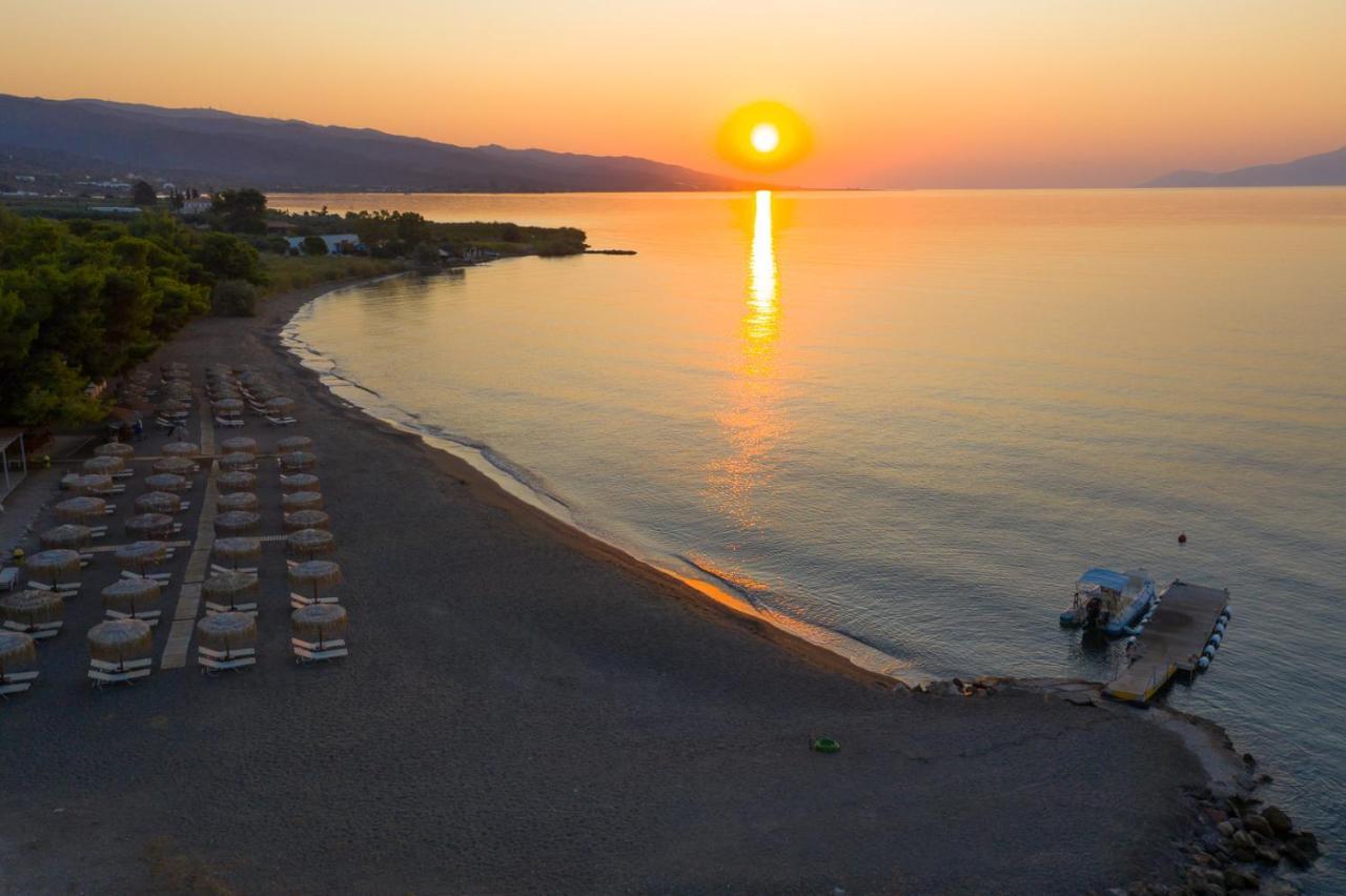 Makis Aparthotel
