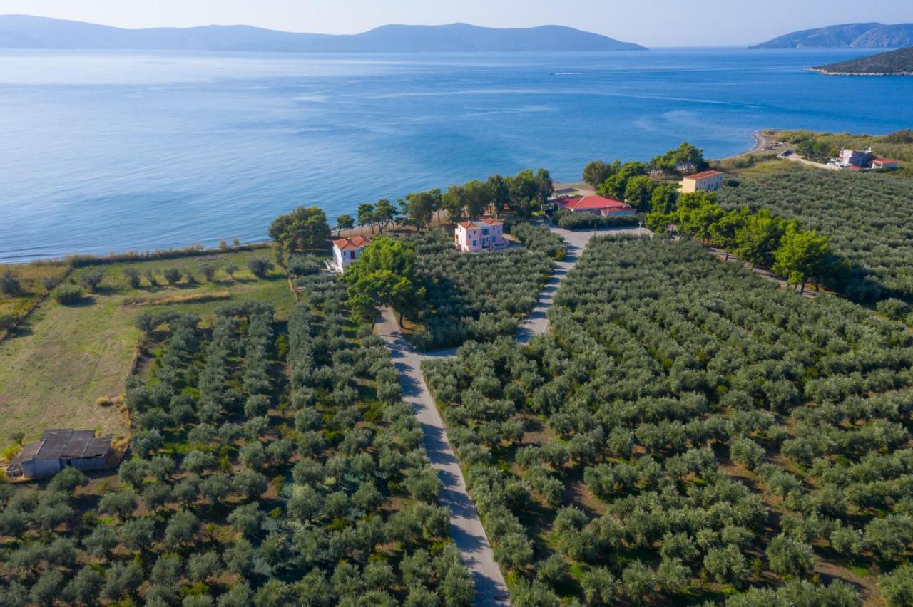 Makis Aparthotel