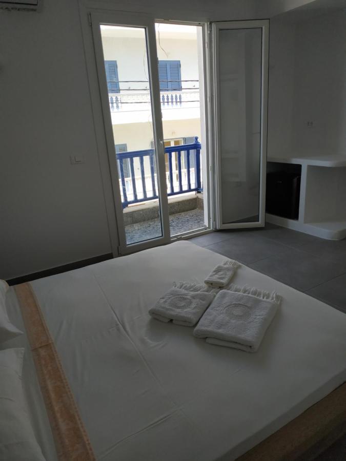 Enalion-tinos Tinos