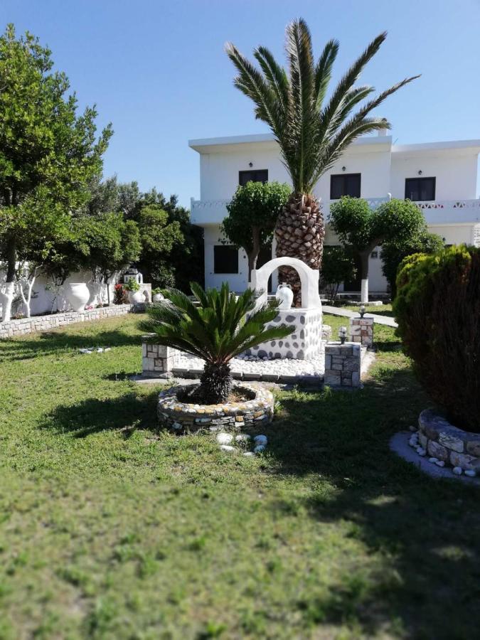 Skyros Avra Residences *