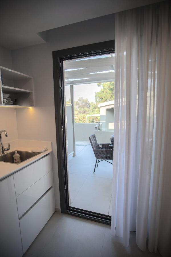 8 Boutique Nea Poteidaia