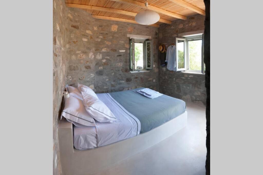 Exquisite Estate, Serene Environment Holiday home