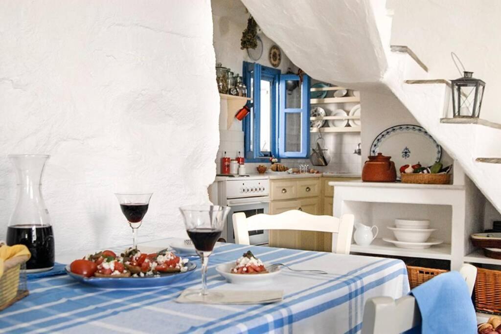 Exquisite Estate, Serene Environment * Lefkes (Paros)