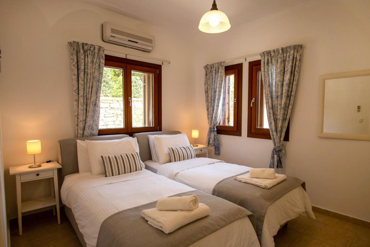 Almyra Villas Holiday home *