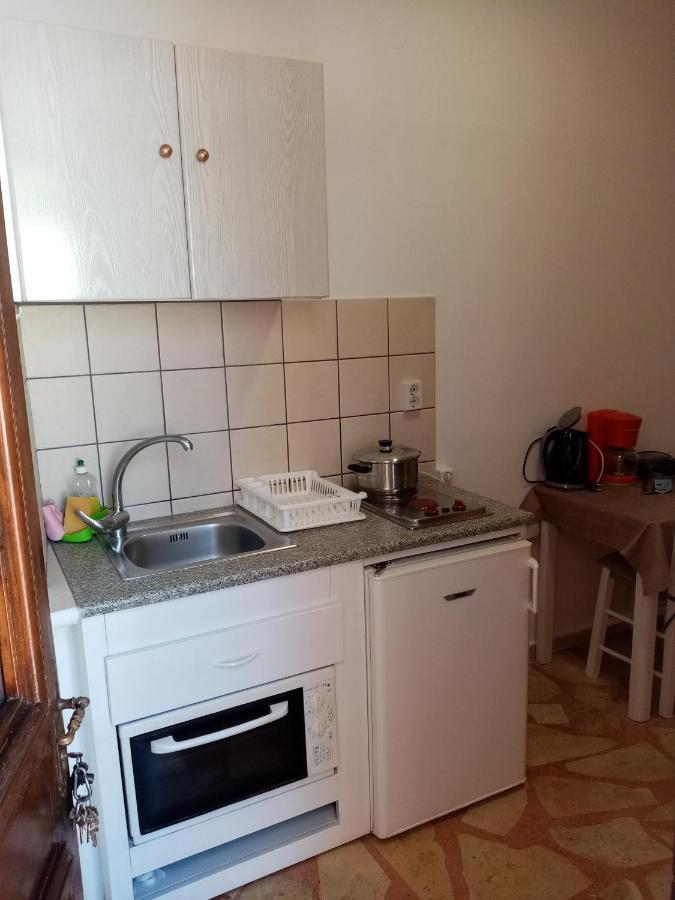 αrgo Pythagoreio (Samos)
